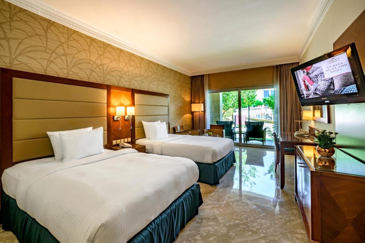 Crowne Plaza Jordan Dead Sea Resort & Spa By Ihg Sweimeh Exterior foto Deluxe room