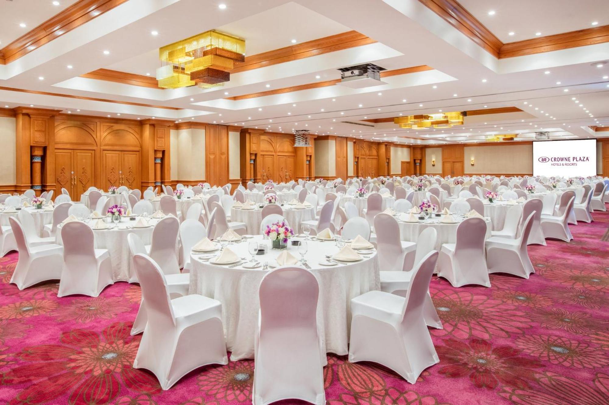 Crowne Plaza Jordan Dead Sea Resort & Spa By Ihg Sweimeh Exterior foto The Grand Ballroom