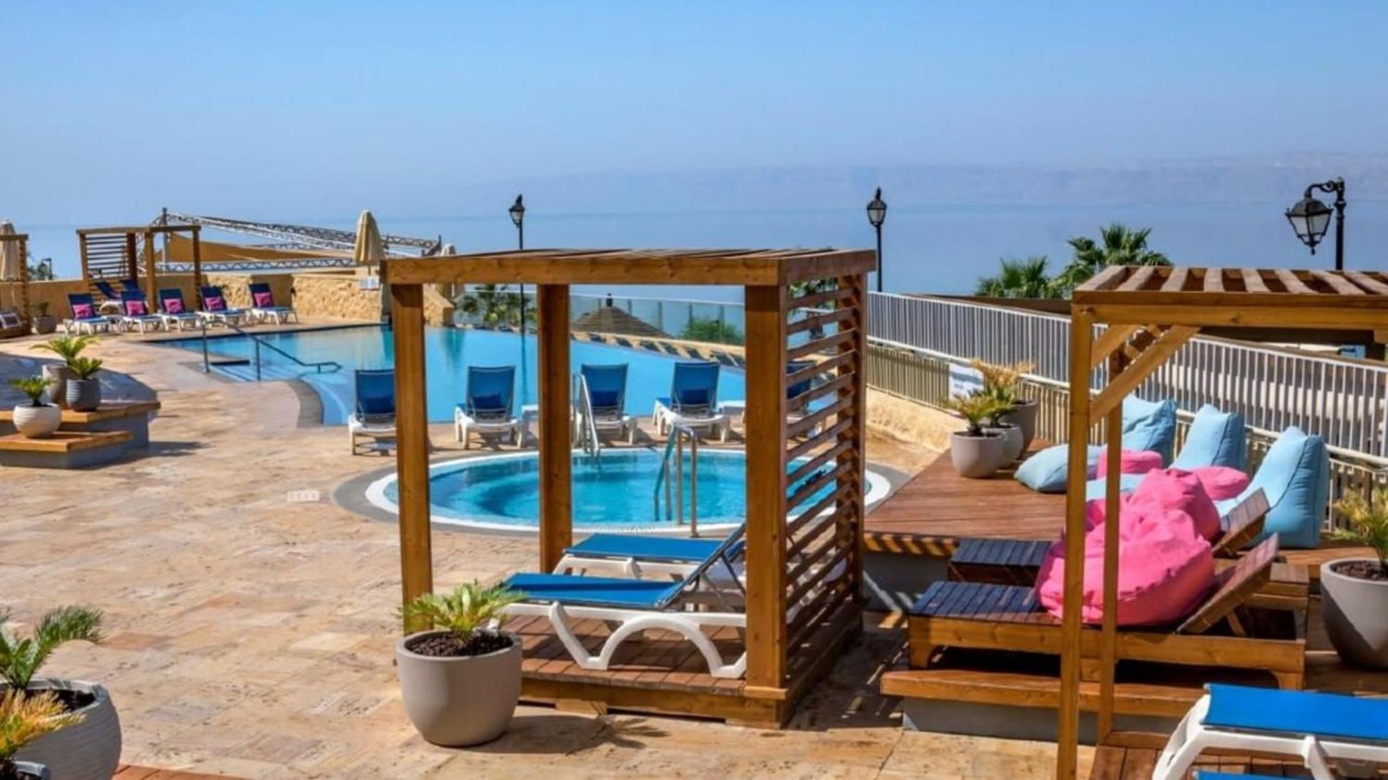 Crowne Plaza Jordan Dead Sea Resort & Spa By Ihg Sweimeh Exterior foto Pergola